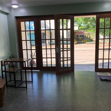 Beinte Singko De Marso Apartments Candon Dış mekan fotoğraf