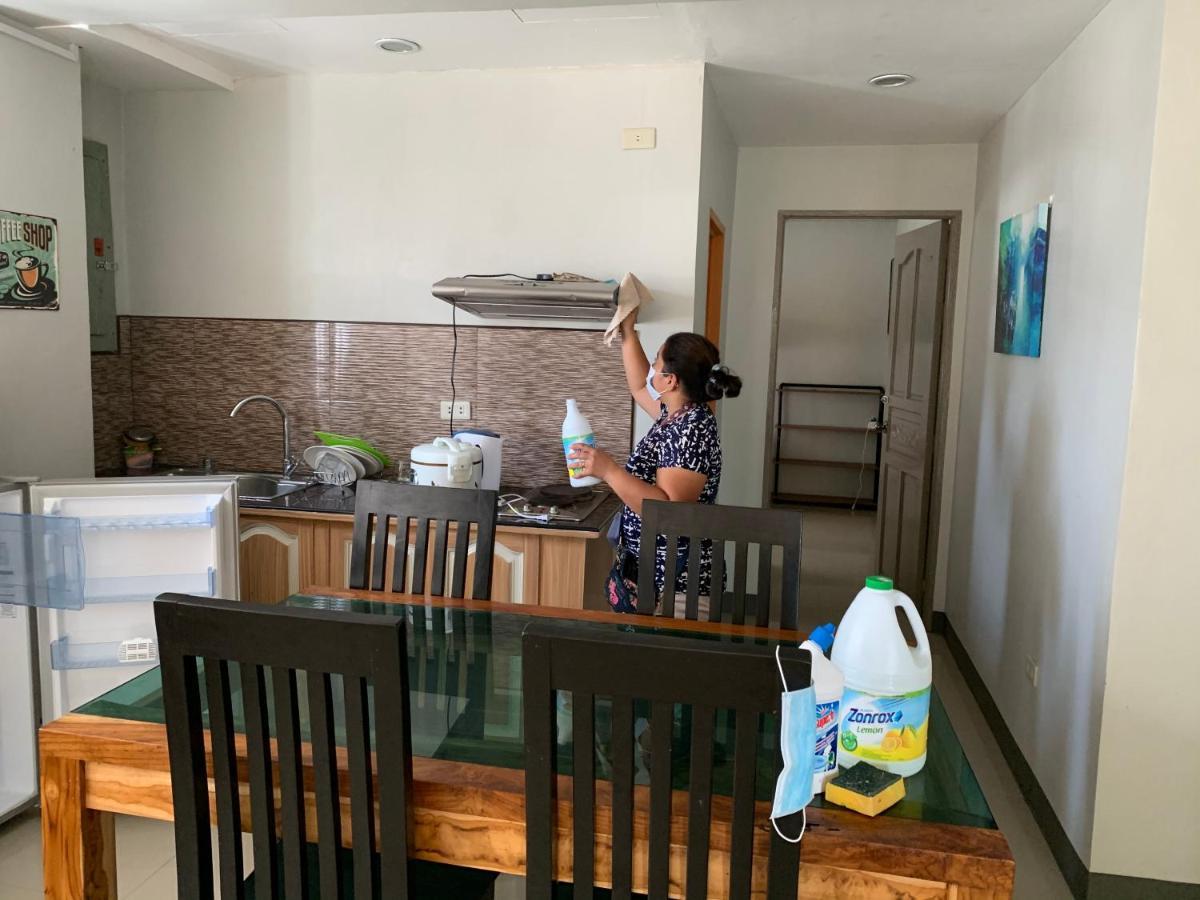 Beinte Singko De Marso Apartments Candon Dış mekan fotoğraf