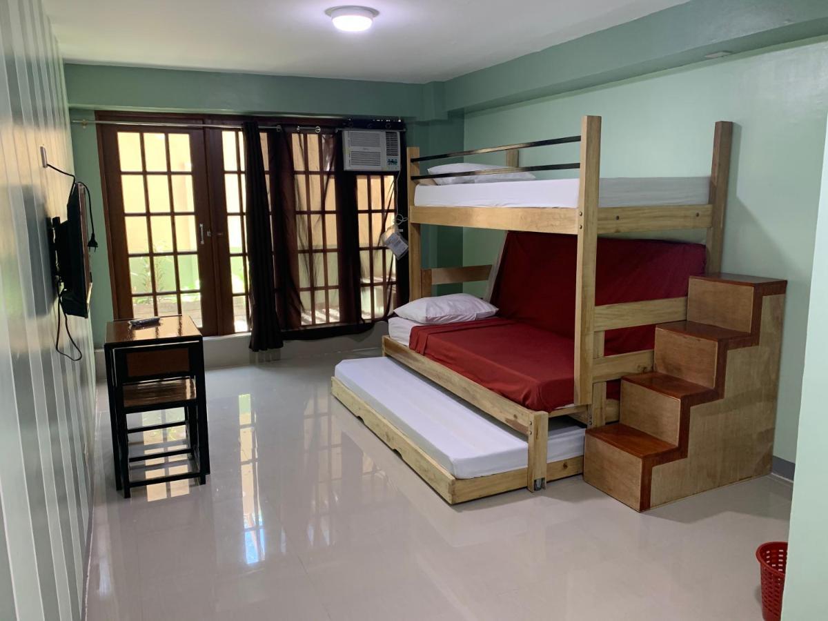 Beinte Singko De Marso Apartments Candon Dış mekan fotoğraf