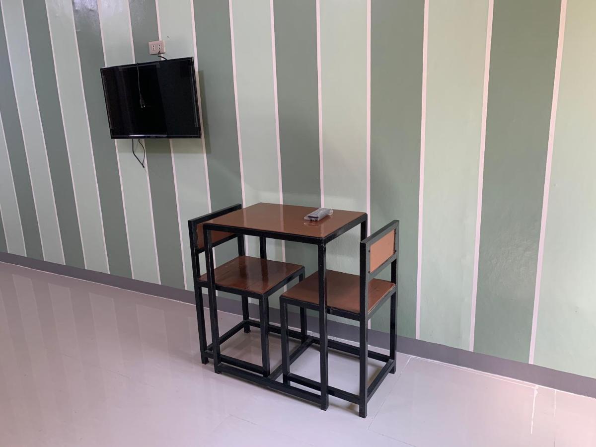 Beinte Singko De Marso Apartments Candon Dış mekan fotoğraf
