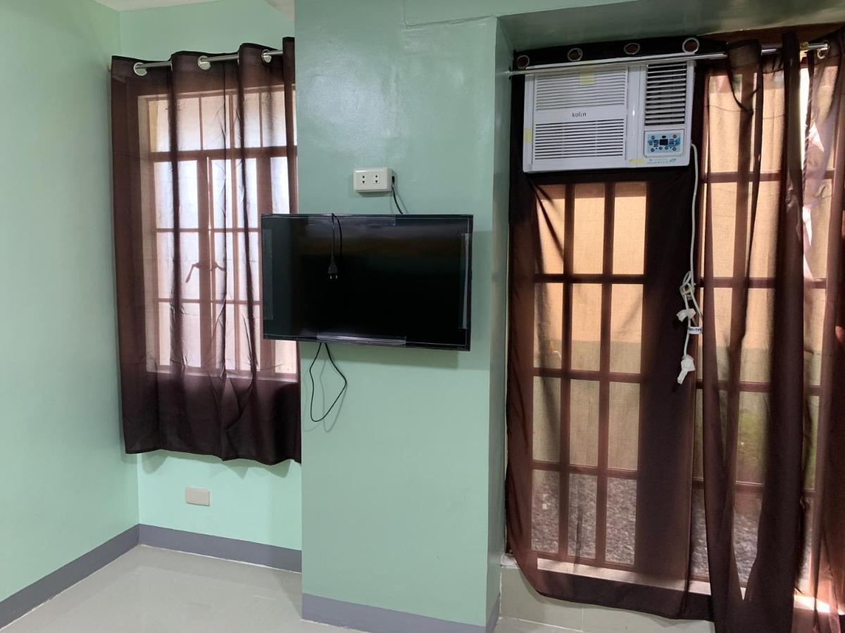 Beinte Singko De Marso Apartments Candon Dış mekan fotoğraf