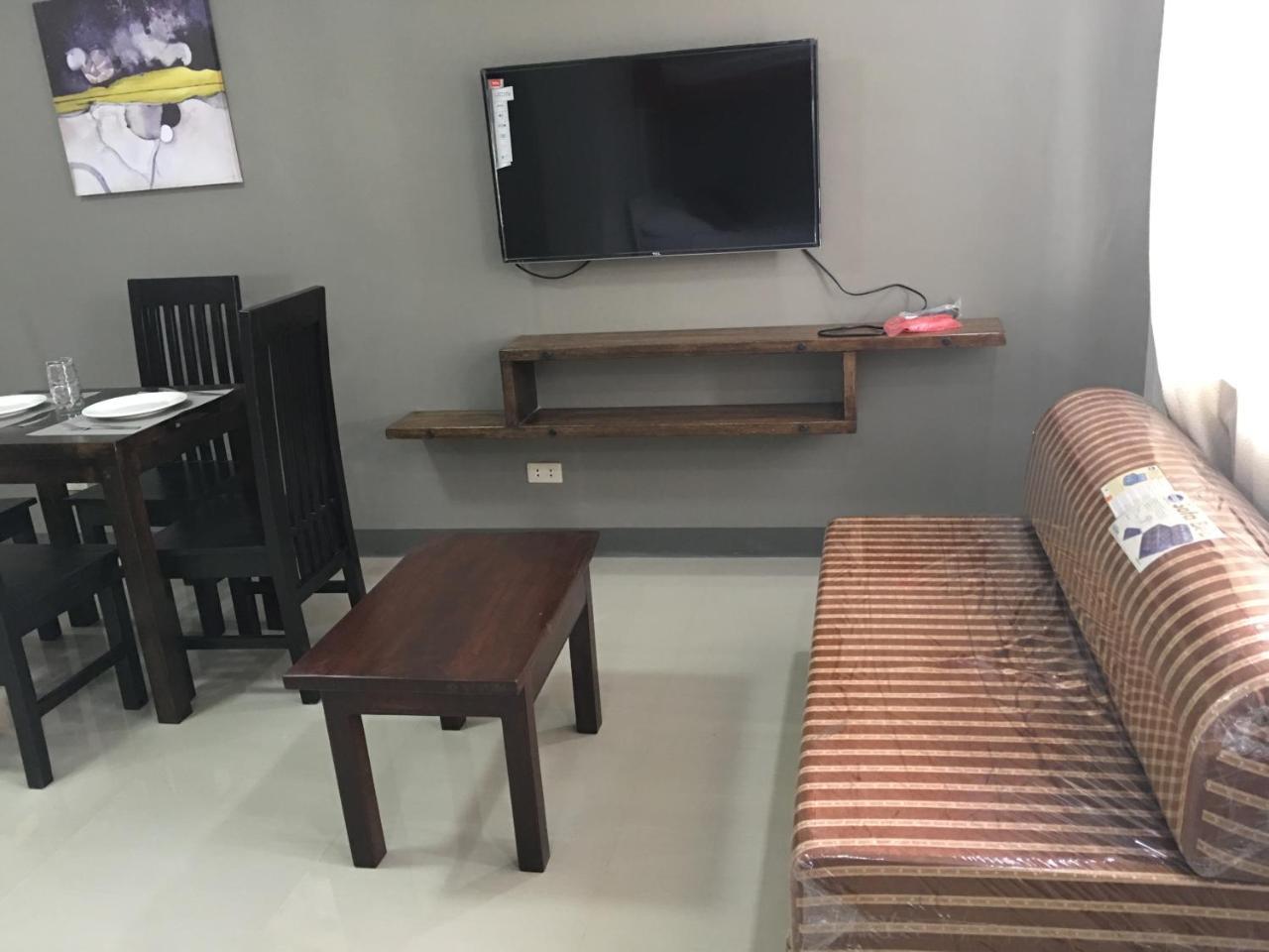 Beinte Singko De Marso Apartments Candon Dış mekan fotoğraf