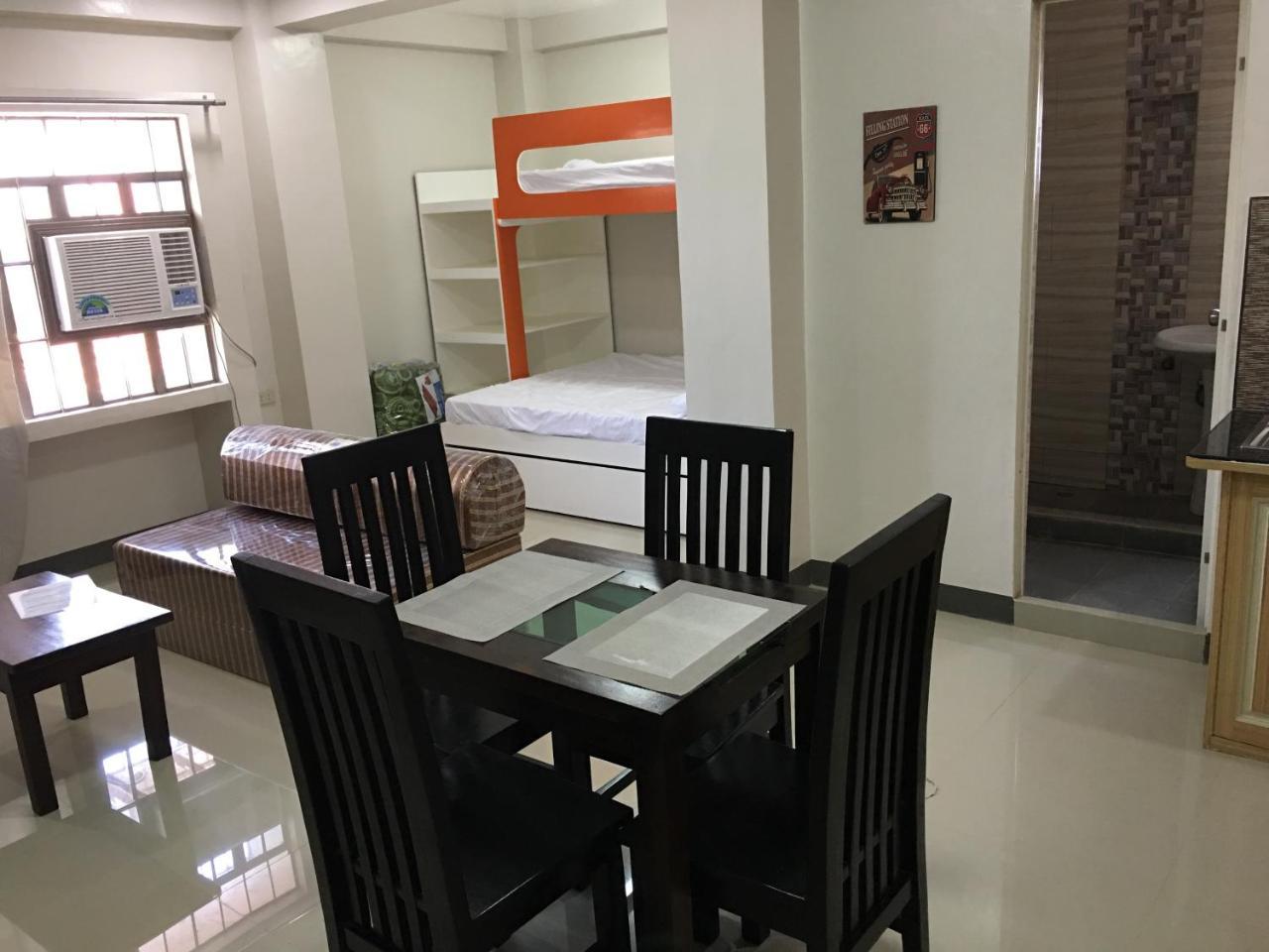 Beinte Singko De Marso Apartments Candon Dış mekan fotoğraf