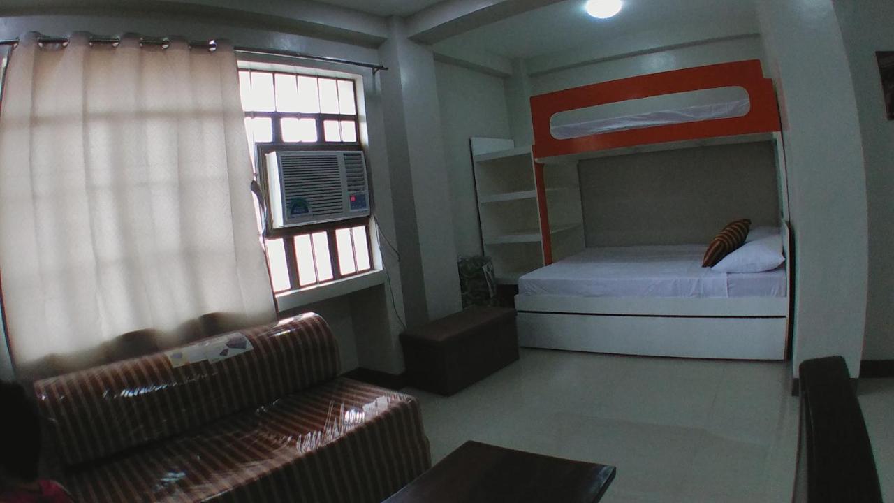 Beinte Singko De Marso Apartments Candon Dış mekan fotoğraf